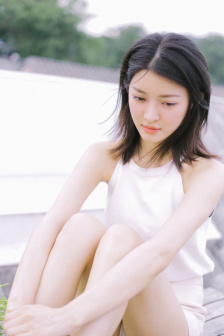 《酒醉的蝴蝶》原唱